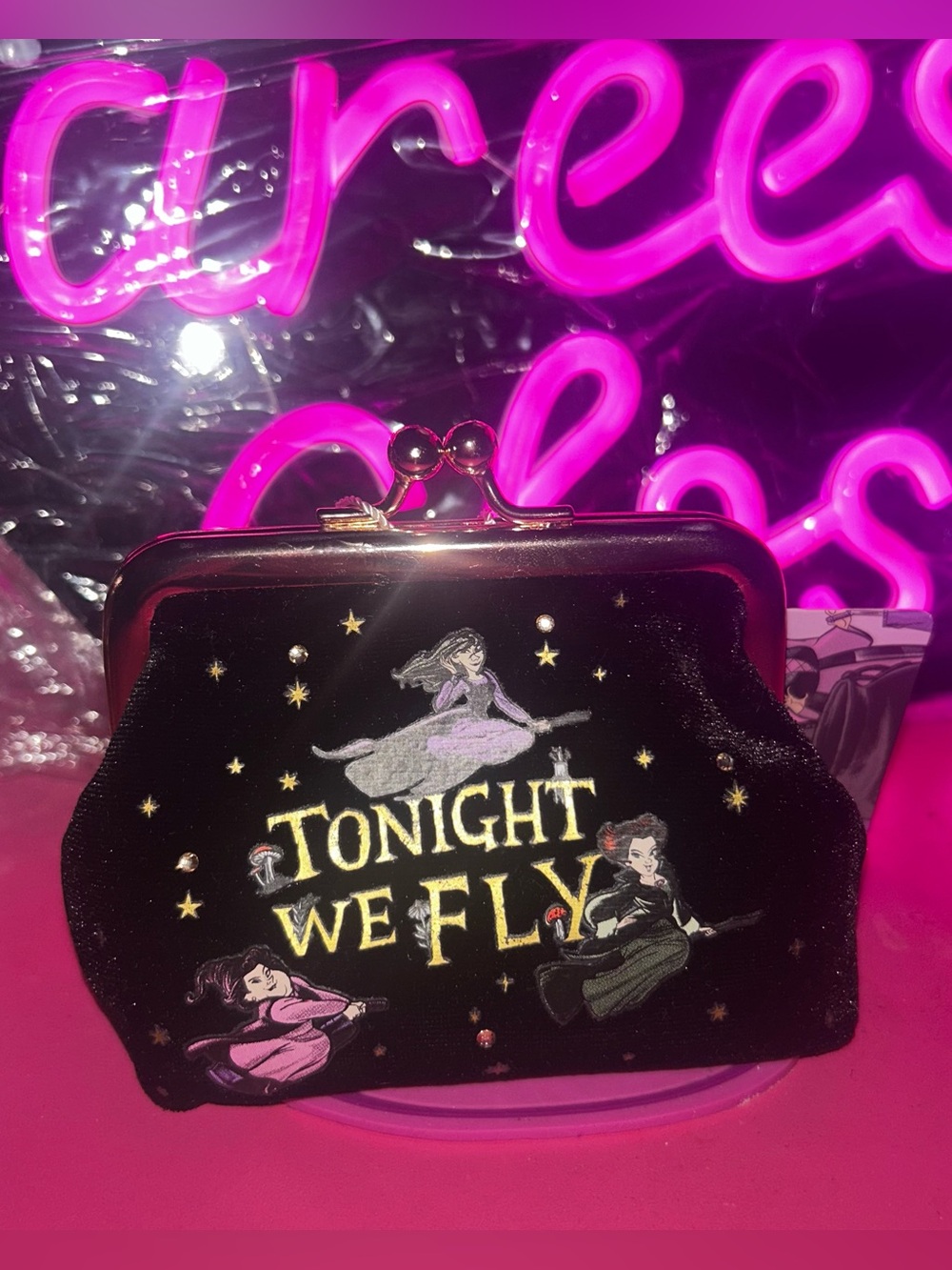 The Sanderson sisters” Tonight we Fly” black snap coin change wallet Purse.